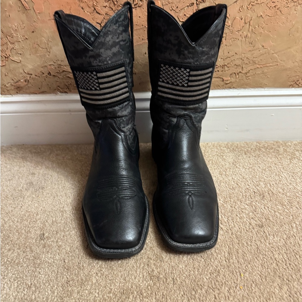 ARIAT MENS COWBOY BOOTS SZ 11 D